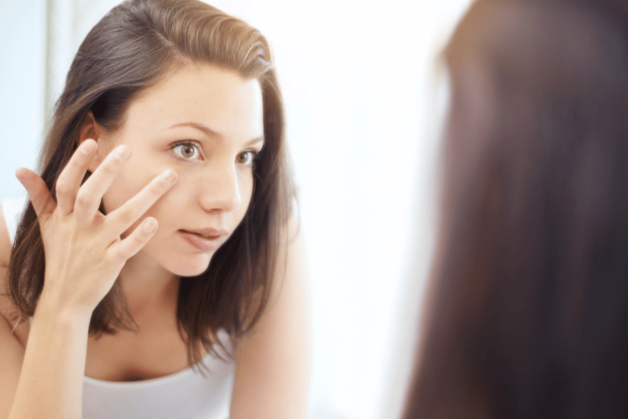 קרם עיניים לכהויות מומלץ – הפתרון לבעיה שכיחה ומטרידה